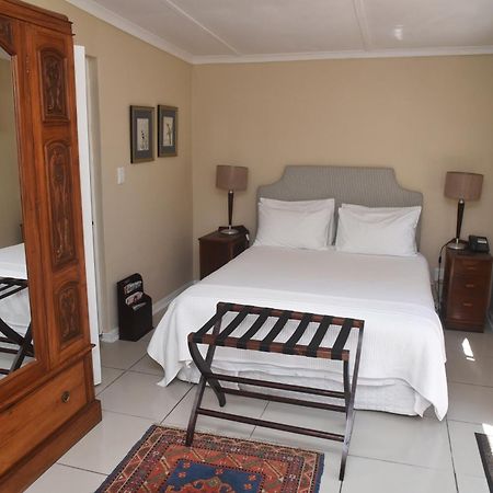 Medindi Manor Hotel Кейптаун Екстериор снимка