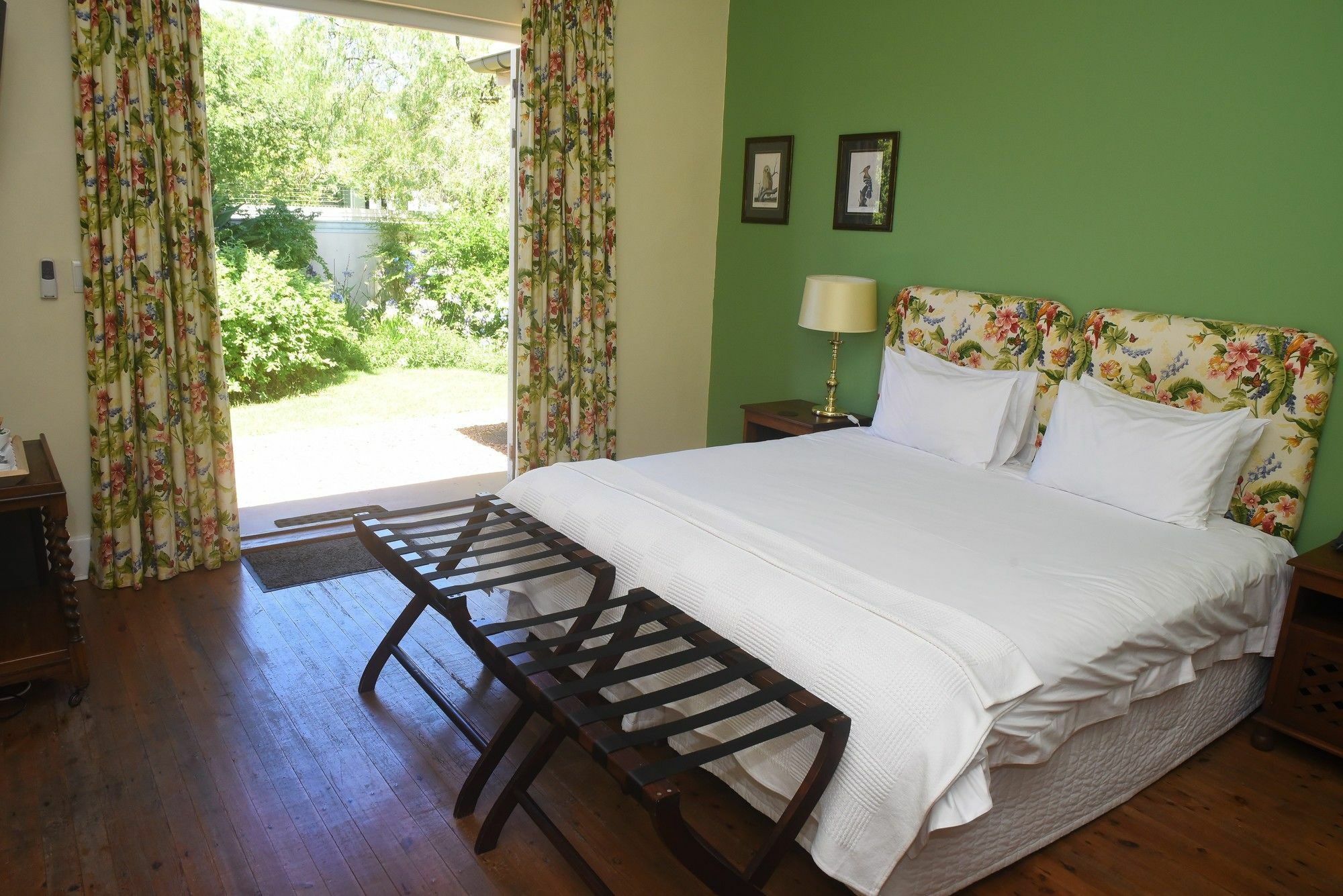 Medindi Manor Hotel Кейптаун Екстериор снимка