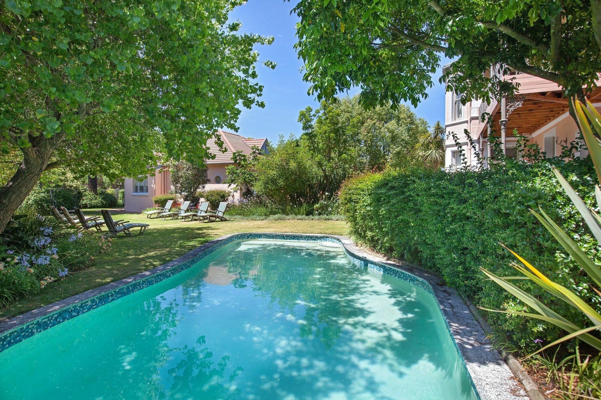 Medindi Manor Hotel Кейптаун Екстериор снимка
